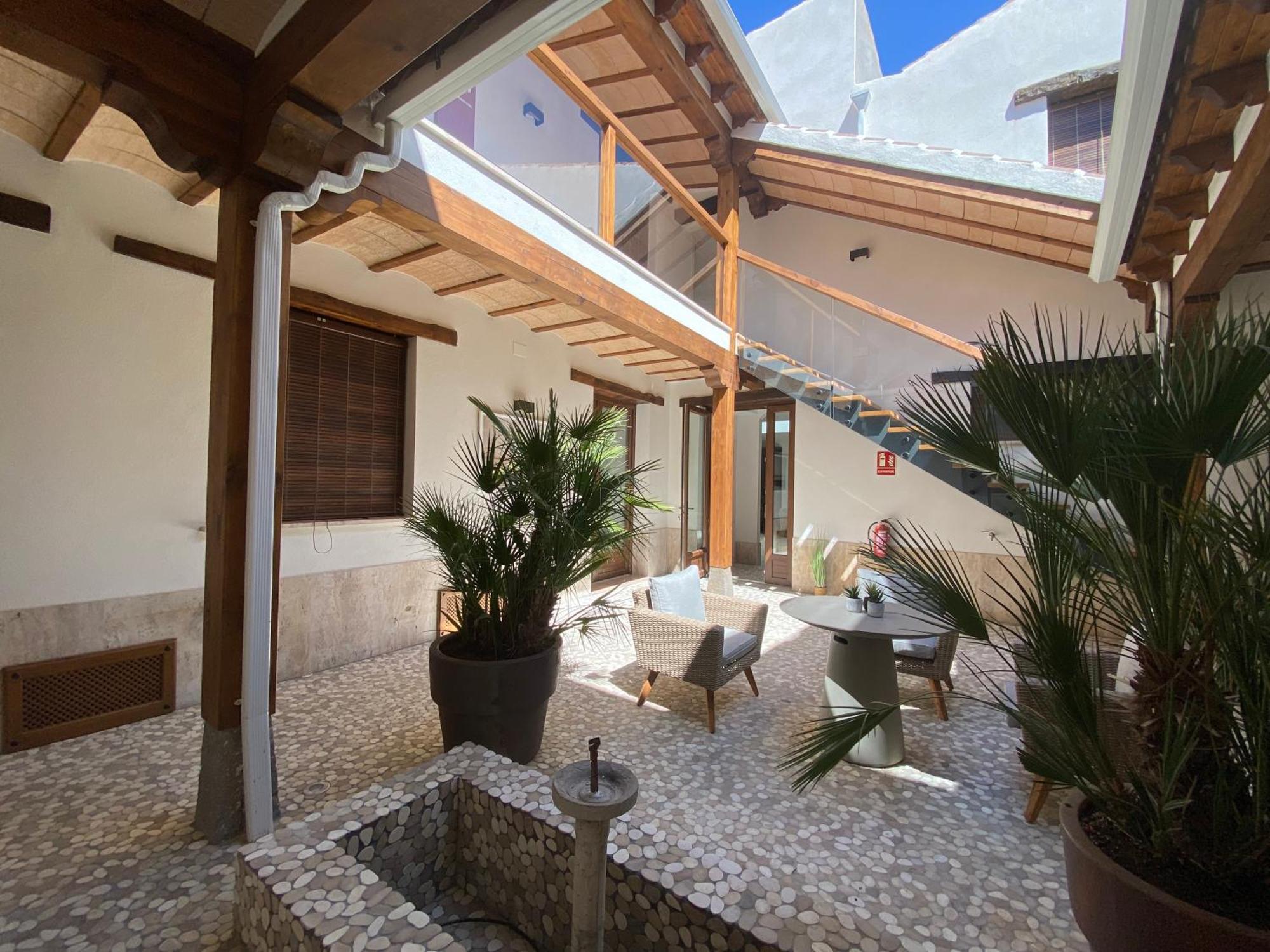Ibsen Almagro Apartment Exterior photo