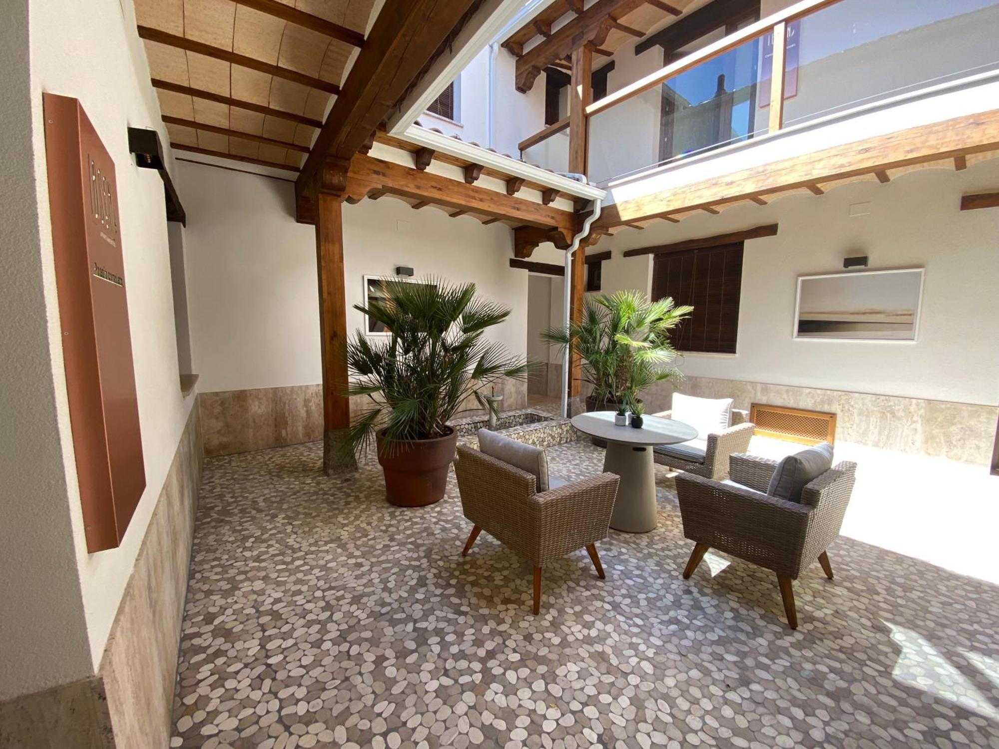 Ibsen Almagro Apartment Exterior photo