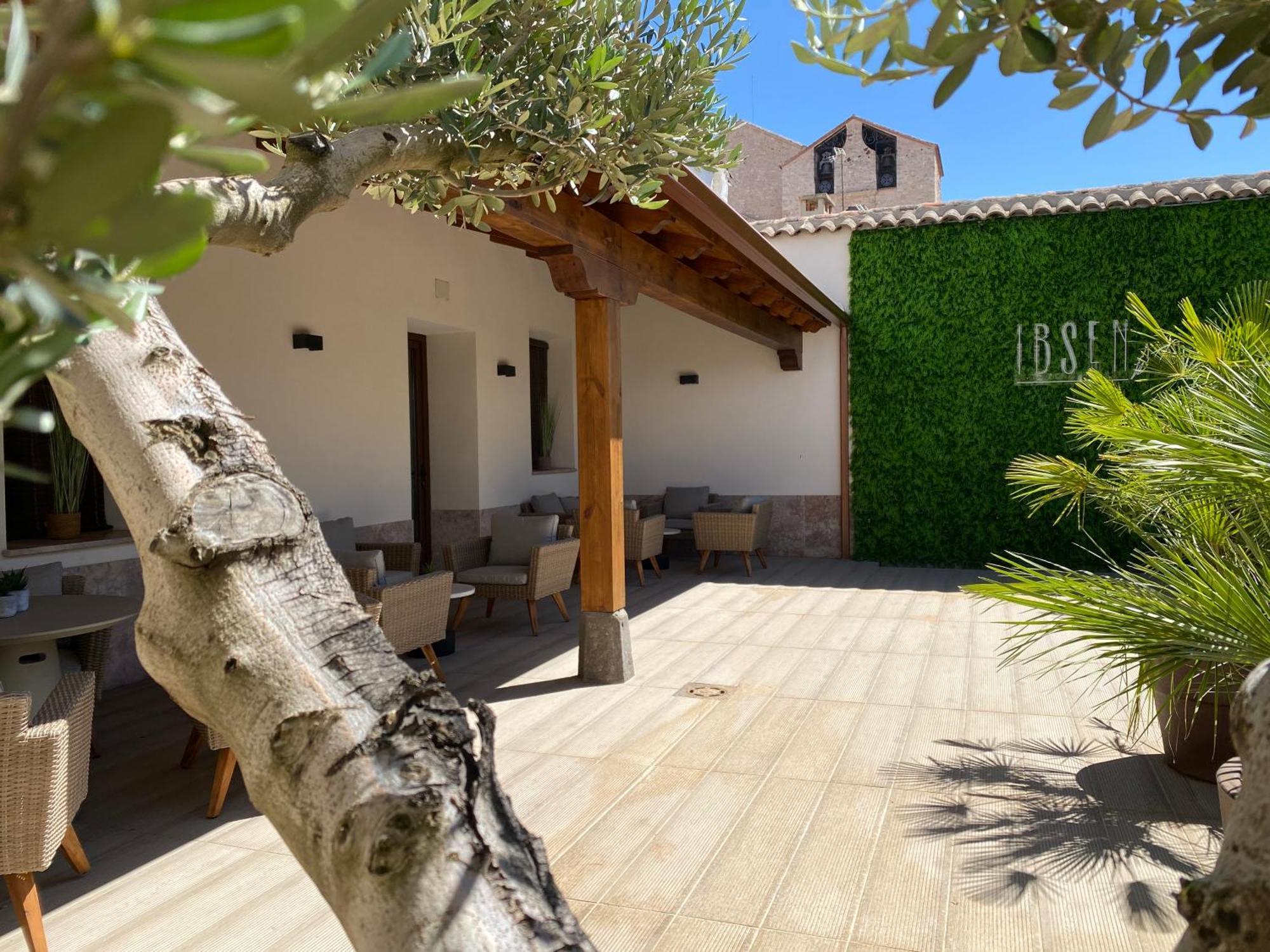 Ibsen Almagro Apartment Exterior photo
