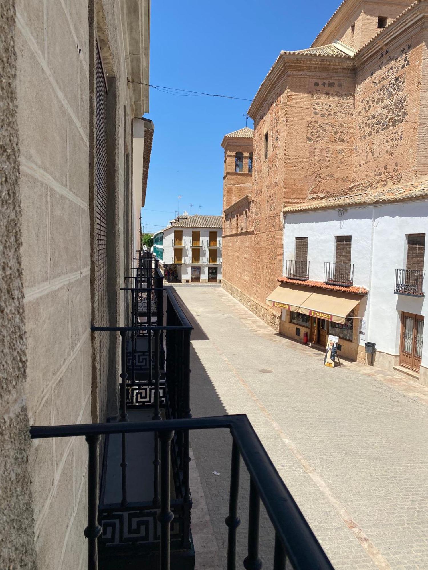 Ibsen Almagro Apartment Exterior photo